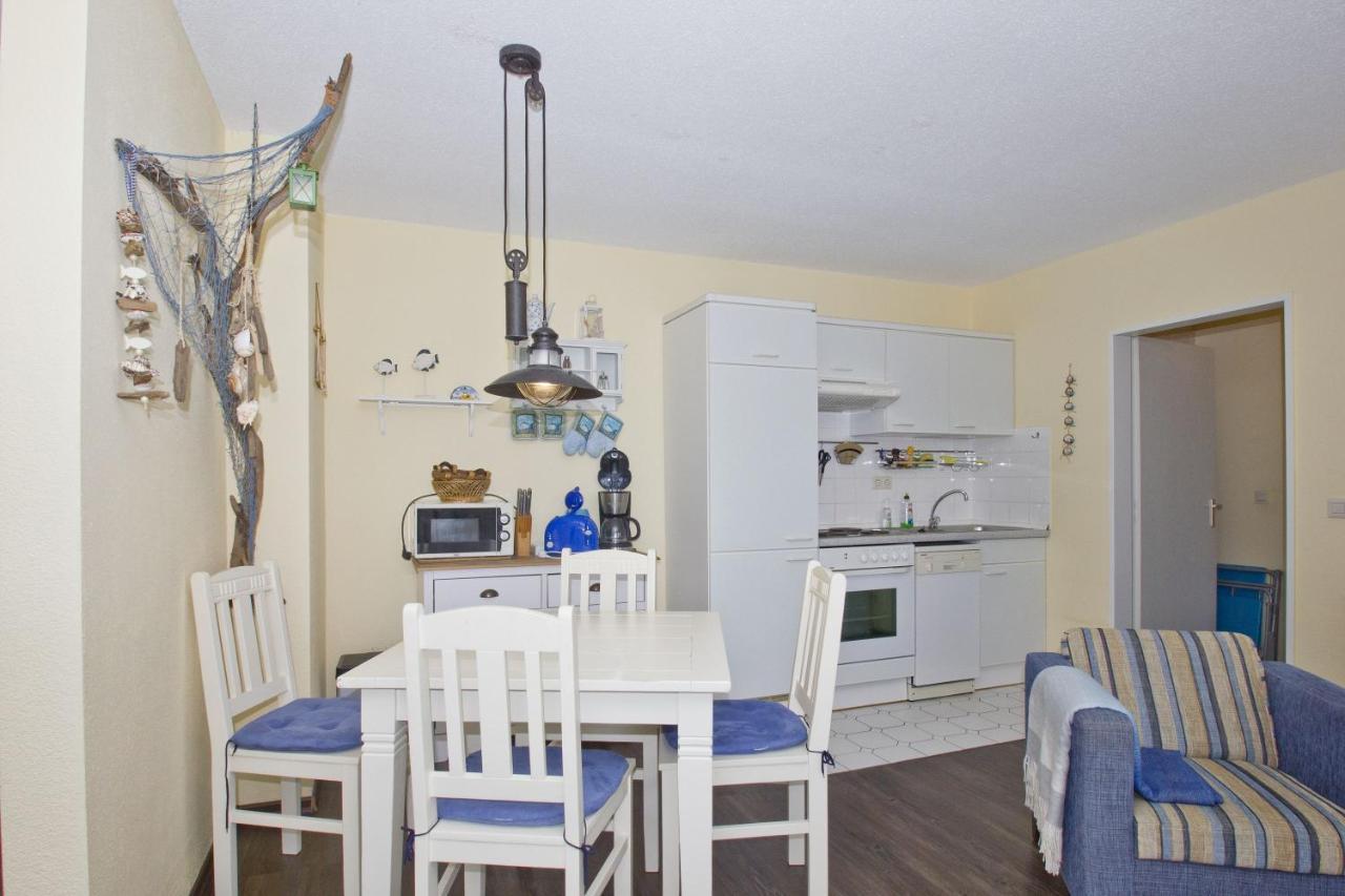 Strandnahe 2-Raum-Ferienwohnung Mit Balkon - Strandhaus Moenchgut Fewo 10 Lobbe Bagian luar foto