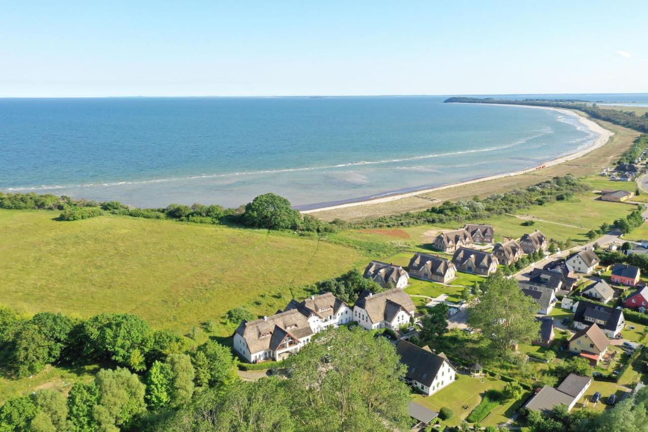 Strandnahe 2-Raum-Ferienwohnung Mit Balkon - Strandhaus Moenchgut Fewo 10 Lobbe Bagian luar foto